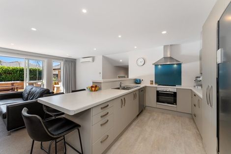 Photo of property in 20 Tongariro Drive, Aotea, Porirua, 5024