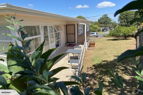 Photo of property in 10 Hyde Street, Manurewa East, Auckland, 2102