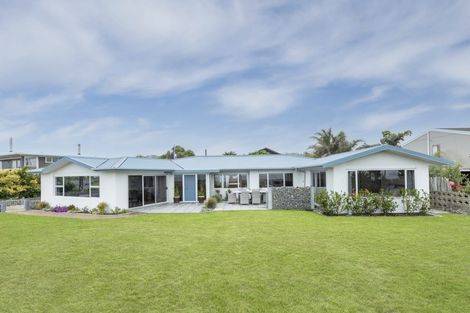 Photo of property in 60 Le Quesne Road, Bay View, Napier, 4104