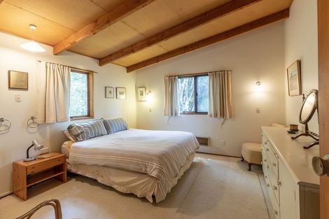 Photo of property in 33 Hauraki Terrace, Pukawa Bay, Turangi, 3381