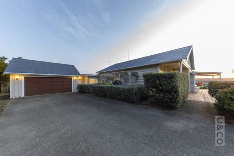 Photo of property in 83 Tarrant Road, Helensville, 0875