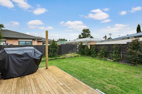 Photo of property in 2/35 Rollerson Street, Papakura, 2110