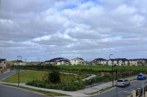 Photo of property in 38 Drumbuoy Drive, Flat Bush, Auckland, 2019