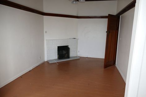 Photo of property in 9 Akarana Avenue, Mount Roskill, Auckland, 1041