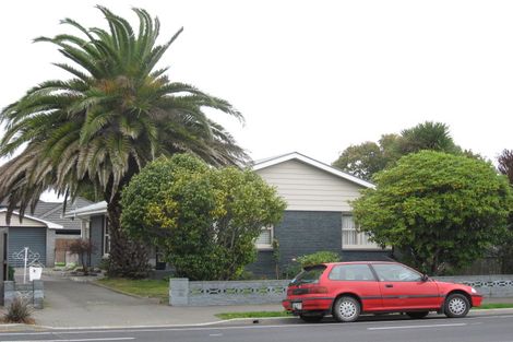 Photo of property in 37 Curletts Road, Sockburn, Christchurch, 8042