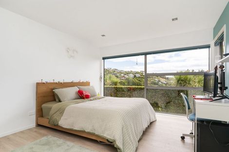 Photo of property in 11 Saint Remy Lane, Redcliffs, Christchurch, 8081