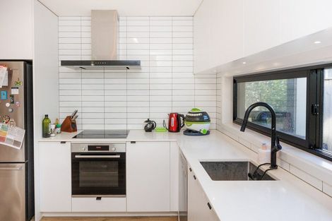 Photo of property in 23a Karina Terrace, Roslyn, Palmerston North, 4414