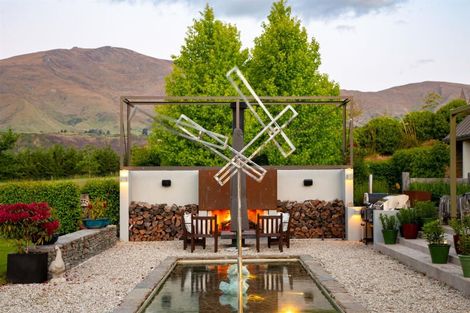 Photo of property in 8 Bendemeer Lane, Lake Hayes, Queenstown, 9371