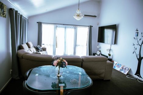 Photo of property in 39b Metcalfe Road, Ranui, Auckland, 0612