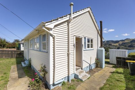 Photo of property in 32 Meridian Street, Port Chalmers, 9023