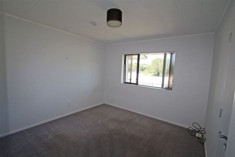 Photo of property in 4 Fantome Place, Whalers Gate, New Plymouth, 4310