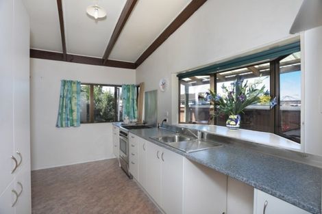 Photo of property in 10 Vera Street, Marton, 4710