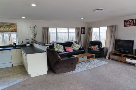 Photo of property in 1070a Fergusson Drive, Clouston Park, Upper Hutt, 5018