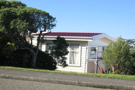 Photo of property in 14 Fairburn Grove, Johnsonville, Wellington, 6037