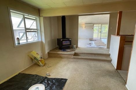 Photo of property in 2 Griffen Park Road, Mount Roskill, Auckland, 1041