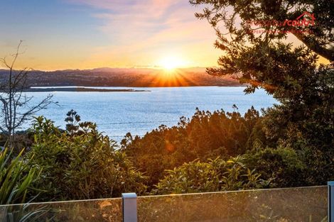 Photo of property in 2/78 Rangatira Road, Beach Haven, Auckland, 0626