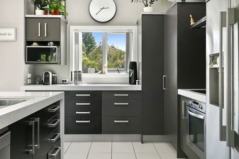 Photo of property in 7 Loch Views Road, Acacia Bay, Taupo, 3385