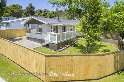 Photo of property in 90 Norana Road, Timberlea, Upper Hutt, 5018