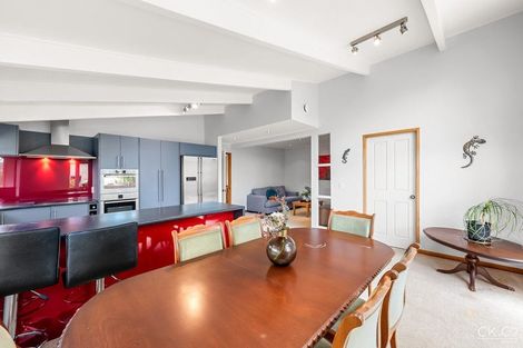 Photo of property in 72a Chatsworth Road, Silverstream, Upper Hutt, 5019