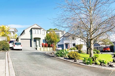 Photo of property in 11/64 Schnapper Rock Road, Schnapper Rock, Auckland, 0632