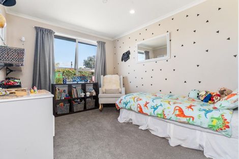 Photo of property in 18 Frederick Street, Carterton, 5713