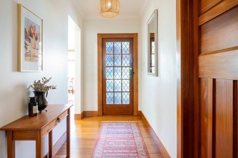 Photo of property in 702 Avenue Road East, Parkvale, Hastings, 4122