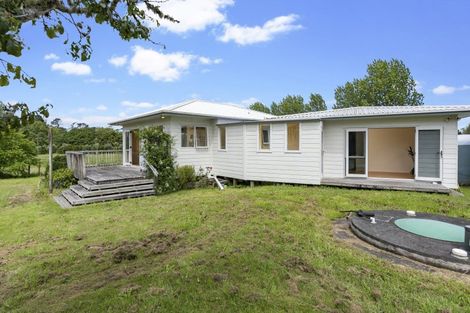 Photo of property in 220 Postman Road, Dairy Flat, Albany, 0794