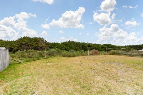 Photo of property in 37 Te Kiri Street, Himatangi Beach, Foxton, 4891