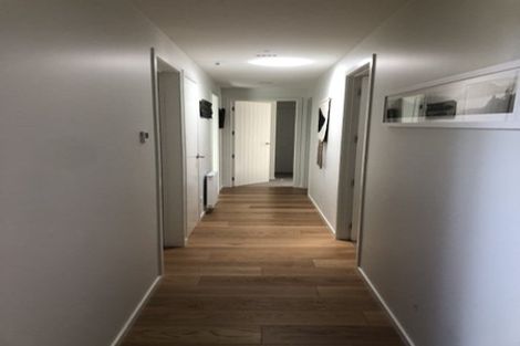 Photo of property in 2 Kerrera Lane, Jacks Point, Queenstown, 9371