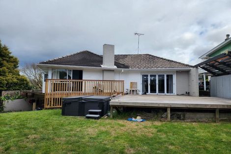 Photo of property in 45 Riverhills Avenue, Pakuranga Heights, Auckland, 2010