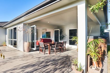 Photo of property in 12 Percy Berry Place, Havelock North, 4130