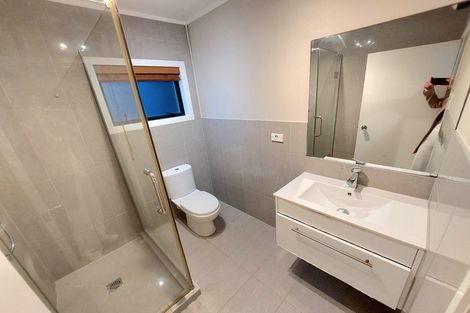 Photo of property in 2a Korotaha Terrace, Rothesay Bay, Auckland, 0630