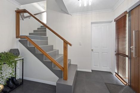 Photo of property in 6 Iriirikapua Parade, Owhata, Rotorua, 3010