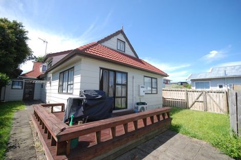 Photo of property in 1/30 Ngataringa Road, Devonport, Auckland, 0624