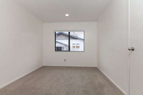 Photo of property in 1/41 Sabulite Road, Kelston, Auckland, 0602