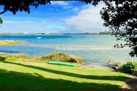 Photo of property in 63a Beresford Street, Bayswater, Auckland, 0622