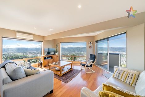 Photo of property in 93 Cypress Drive, Maungaraki, Lower Hutt, 5010