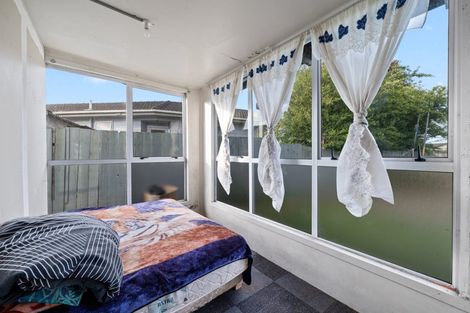 Photo of property in 23 Neems Place, Manurewa, Auckland, 2102