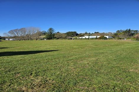 Photo of property in 3 Willow Lane, Acacia Bay, 3385