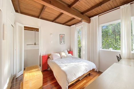 Photo of property in 221 Titirangi Road, Titirangi, Auckland, 0604