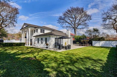 Photo of property in 2 Blundell Way, Heretaunga, Upper Hutt, 5018