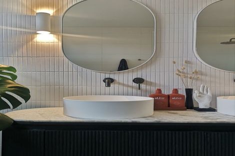 Photo of property in 490 Point Chevalier Road, Point Chevalier, Auckland, 1022