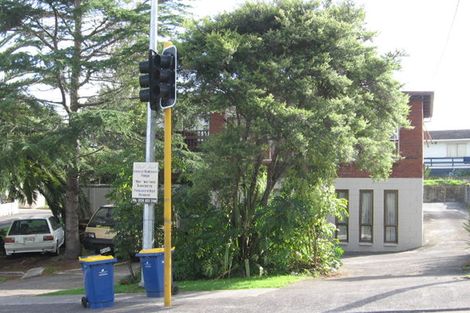 Photo of property in 54 Makora Road, Massey, Auckland, 0614