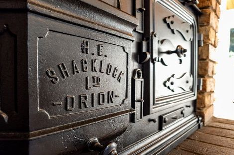 Photo of property in 105 Bodhisattva Road, Waitoki, Silverdale, 0994