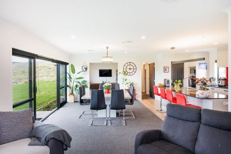 Photo of property in 172 Kingsdale Park Drive, Aokautere, Palmerston North, 4471