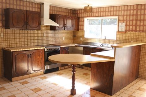 Photo of property in 94 Crawford Avenue, Mangere Bridge, Auckland, 2022