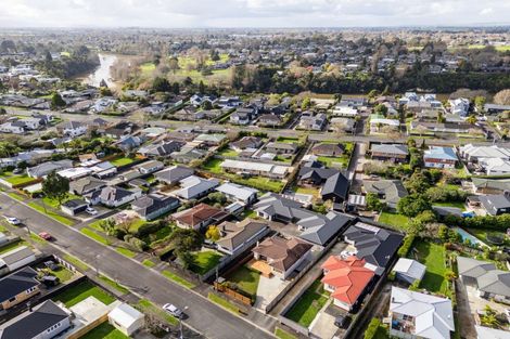 Photo of property in 10 Portal Crescent, Beerescourt, Hamilton, 3200
