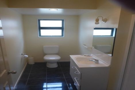 Photo of property in 53a Tauhinu Road, Miramar, Wellington, 6022