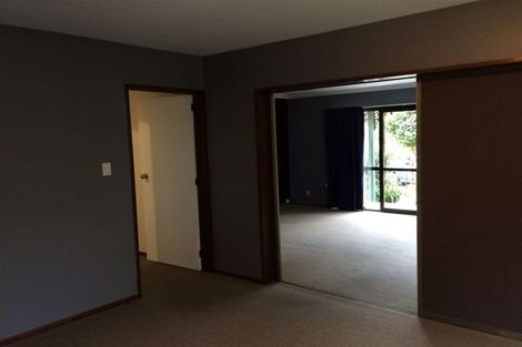 Photo of property in 53 Parkstone Avenue, Ilam, Christchurch, 8041