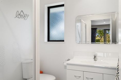 Photo of property in 11 Crawford Close, Amberley, 7410